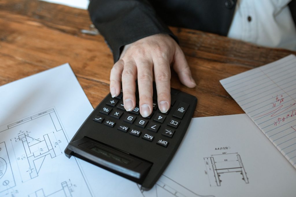 Calcul du budget logement et estimation de l'aide au logement